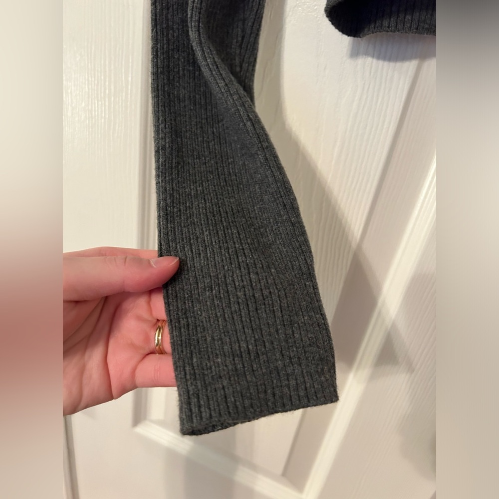 John Galt Gray Shannon Cardigan - Picture 6 of 8